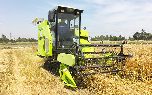 Moissonneuse-batteuse pour la  - Farming Agriculture Video avis et prix